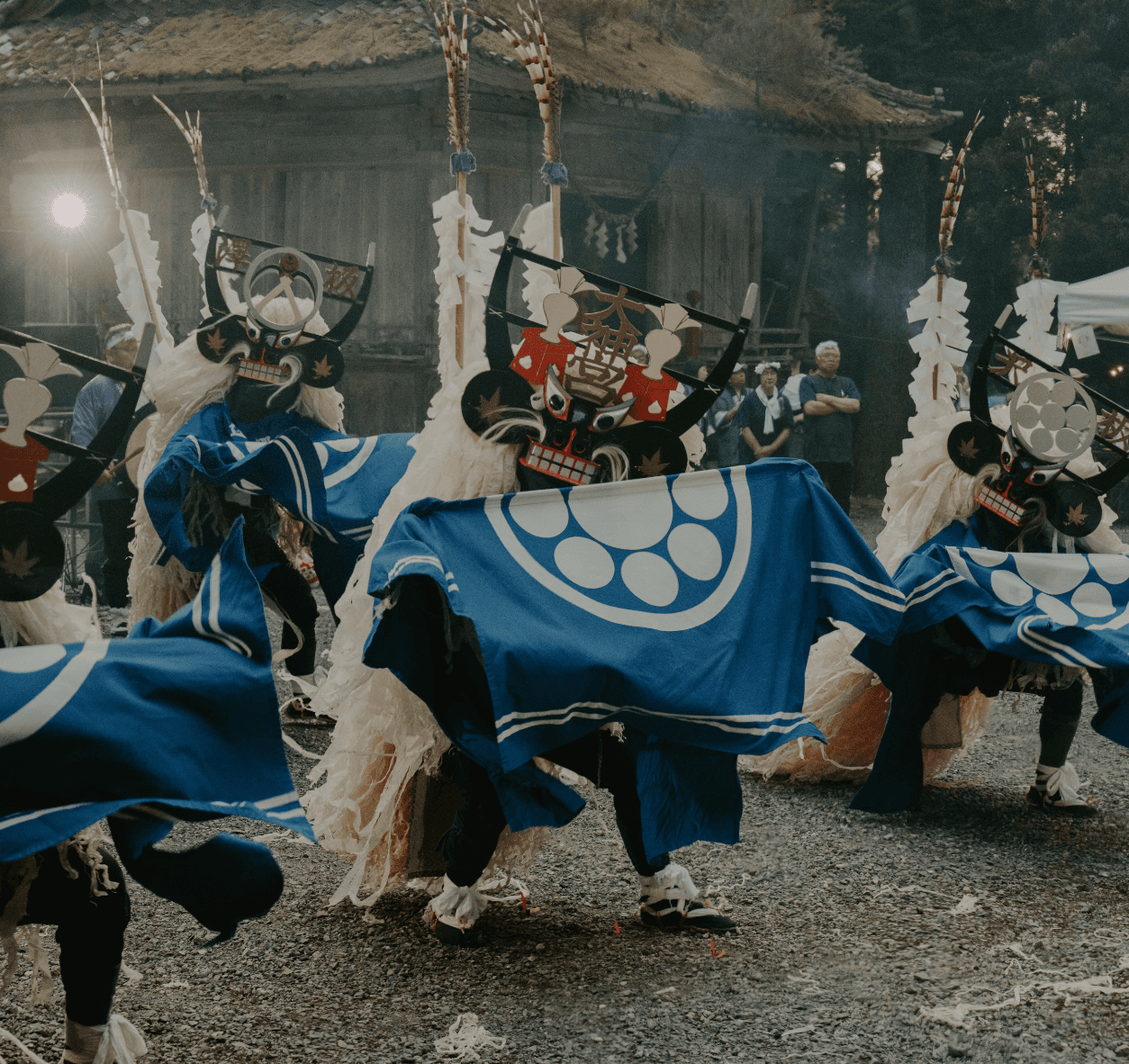 板澤しし踊り